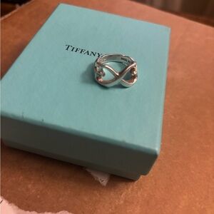 Tiffany & CO ring size 6